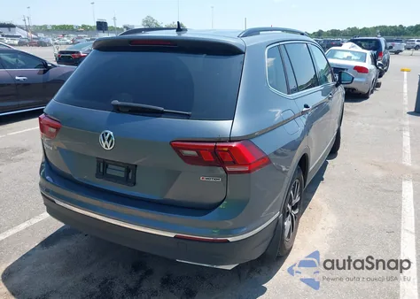 2021 Volkswagen Tiguan 2.0T Se/2.0T Se R-Line Black/2.0T Sel z USA, uszkodzony, nr VIN 3VV2B7AX7MM071952